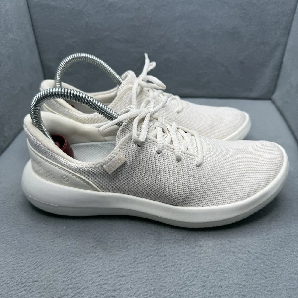 Kizik Madrid Eco Knit Women's 6.5 Wide White Hands Free Slip On Sneakers